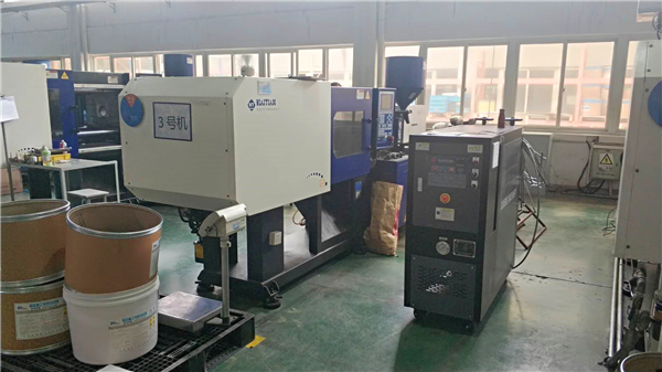 注塑模具怎么通过油温机加热？
